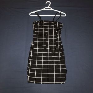 Sleeveless casual bodycon dress